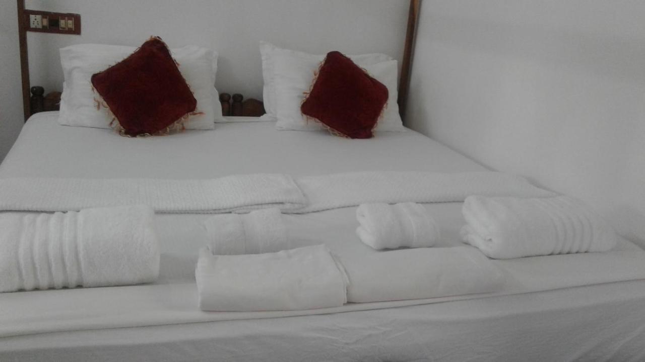 Baby House Hotel Varkala Ngoại thất bức ảnh